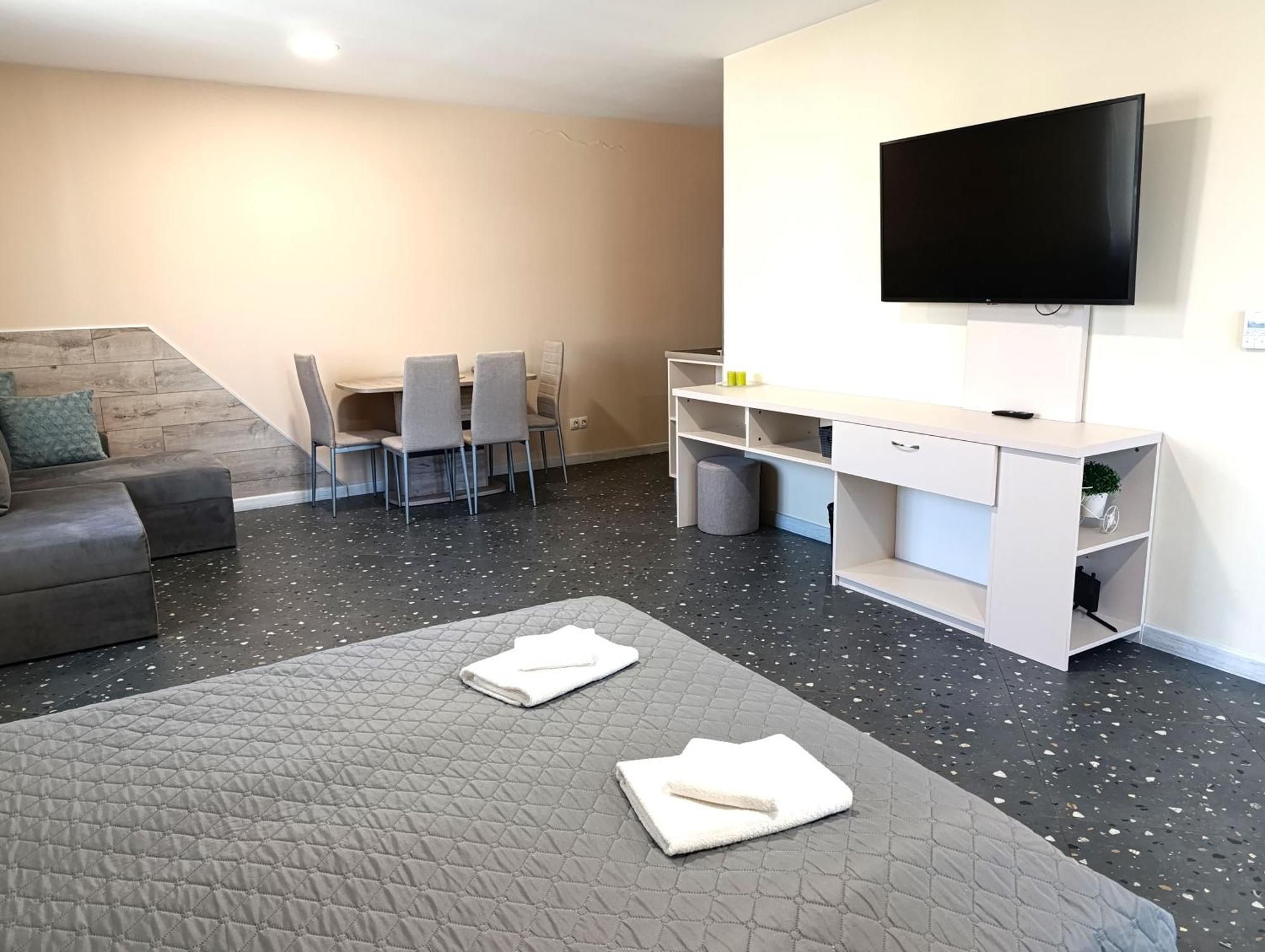 Lime House Aparthotel Kyustendil ภายนอก รูปภาพ